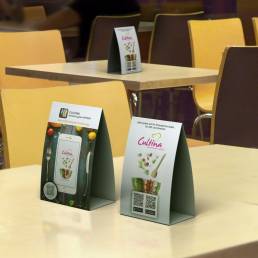 Marketingpaket von kamasys: Tischaufsteller im Betriebsrestaurant